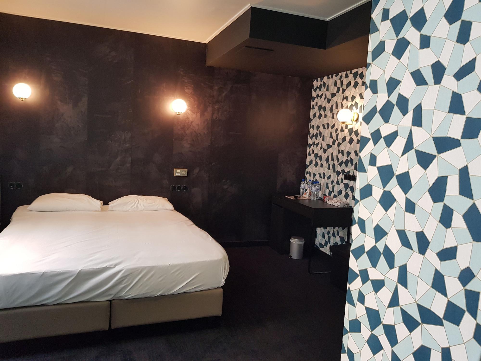 Brit Hotel Aux Sacres Reims, Centre Historique Eksteriør billede