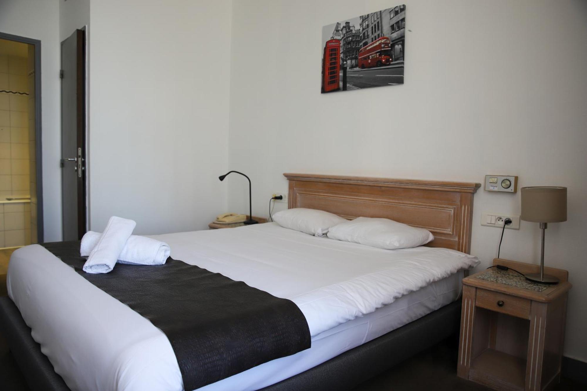 Brit Hotel Aux Sacres Reims, Centre Historique Eksteriør billede
