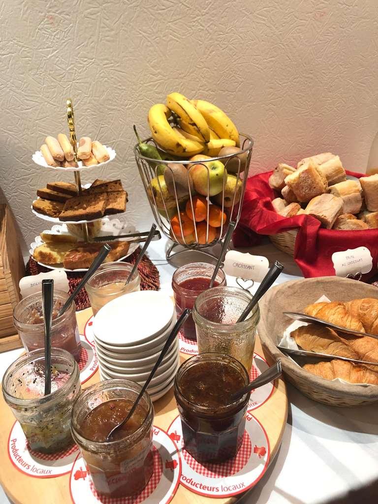 Brit Hotel Aux Sacres Reims, Centre Historique Restaurant billede